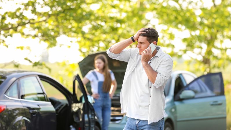 how long do i have to report a car accident to my insurance company